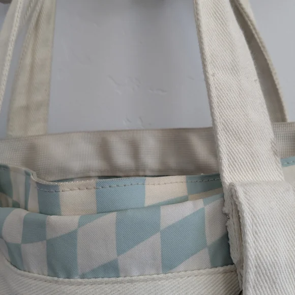 Checkered Tote Bag with Front Pocket - Picture 12 of 13